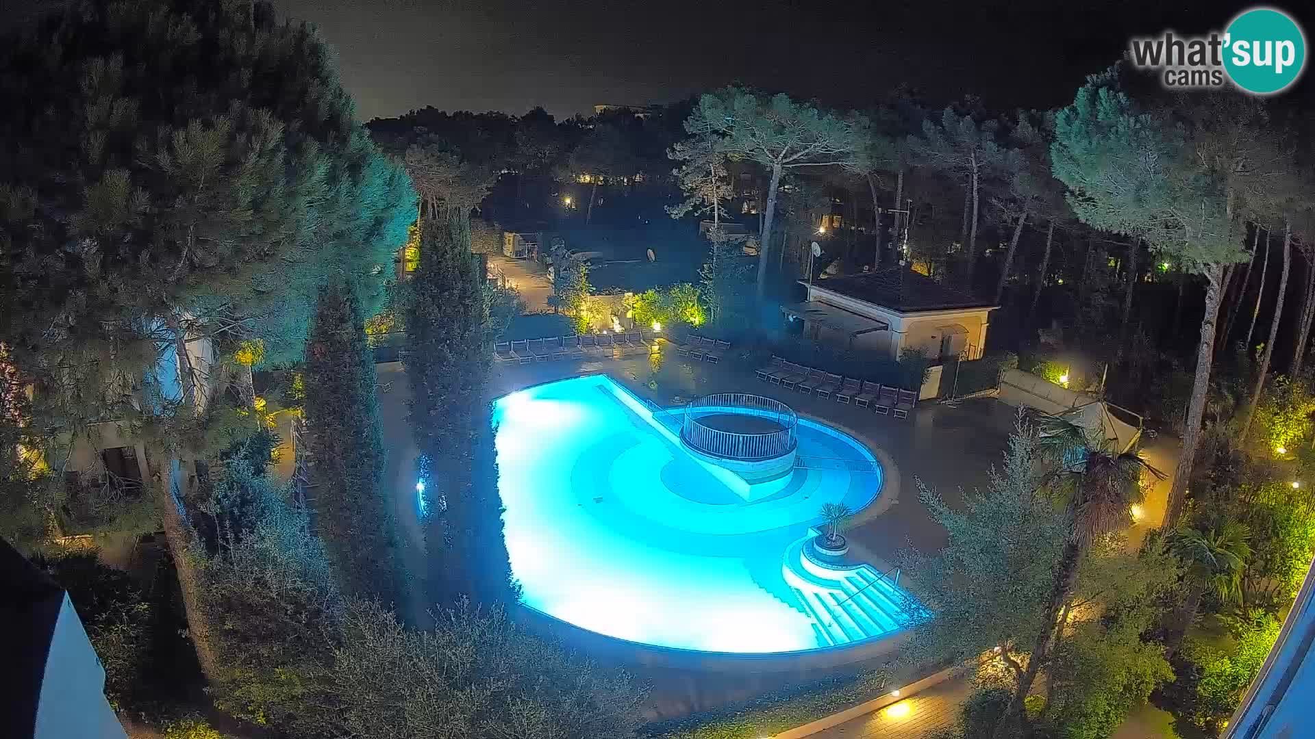 Villaggio Mare Blu bazen UŽIVO web kamera Bibione Pineda – Italija