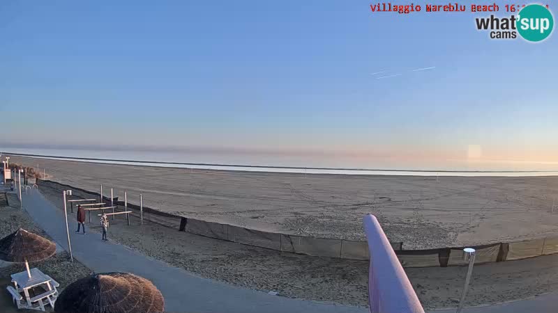 Spletna kamera na plaži v živo Villaggio Mare Blu Bibione Pineda – Italija