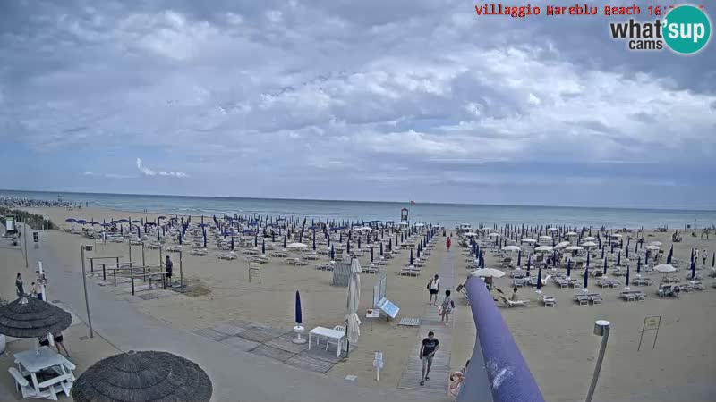 Spletna kamera na plaži v živo Villaggio Mare Blu Bibione Pineda – Italija