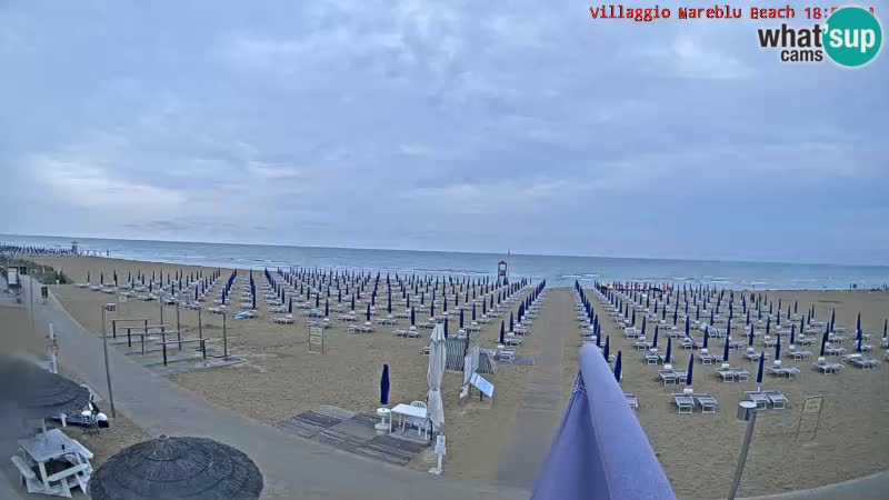 Spletna kamera na plaži v živo Villaggio Mare Blu Bibione Pineda – Italija