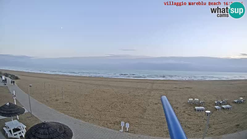 Spletna kamera na plaži v živo Villaggio Mare Blu Bibione Pineda – Italija