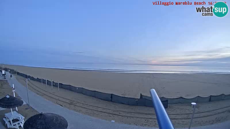 Spletna kamera na plaži v živo Villaggio Mare Blu Bibione Pineda – Italija