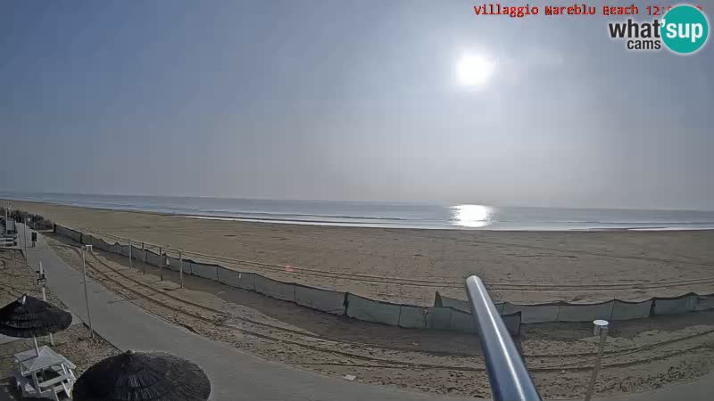 Spletna kamera na plaži v živo Villaggio Mare Blu Bibione Pineda – Italija