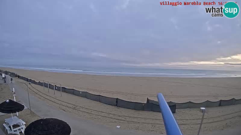 Spiaggia Webcam Villaggio Mare Blu Bibione Pineda