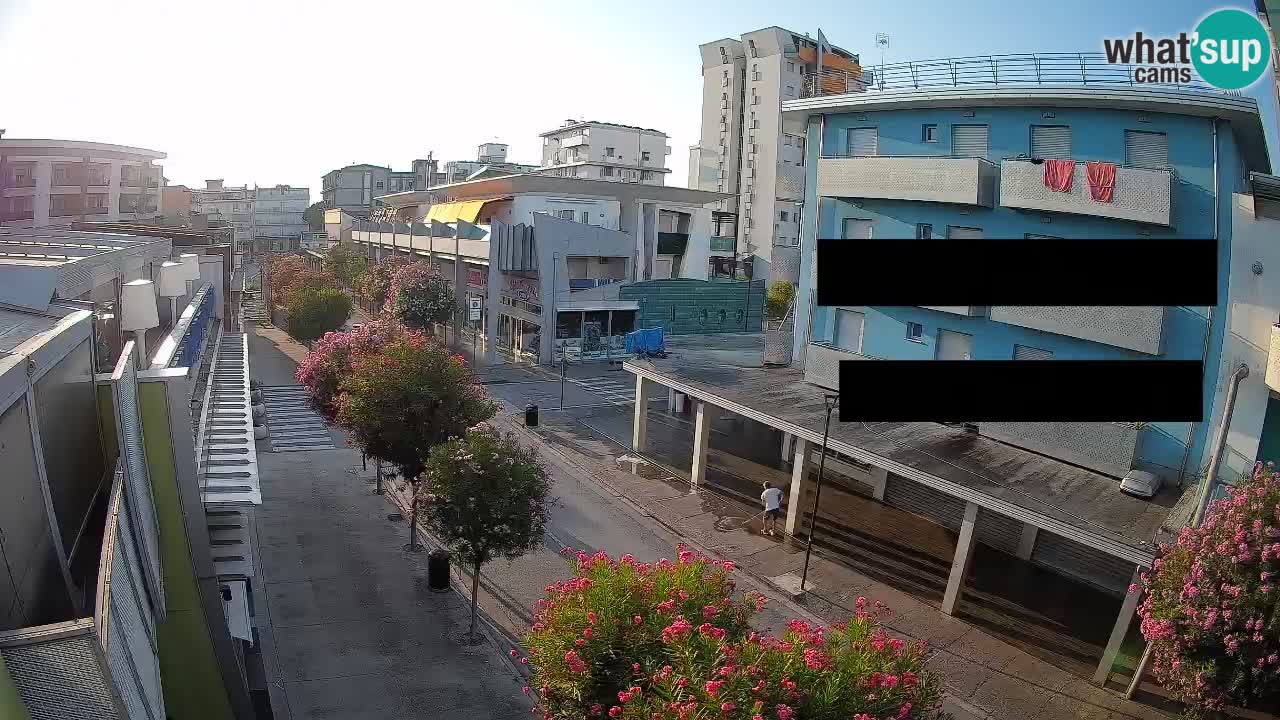 Webcam Passeggiata Bibione – Viale delle Costellazioni in Diretta