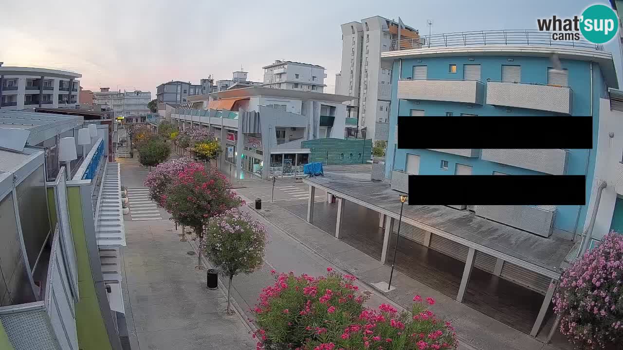Webcam Passeggiata Bibione – Viale delle Costellazioni in Diretta