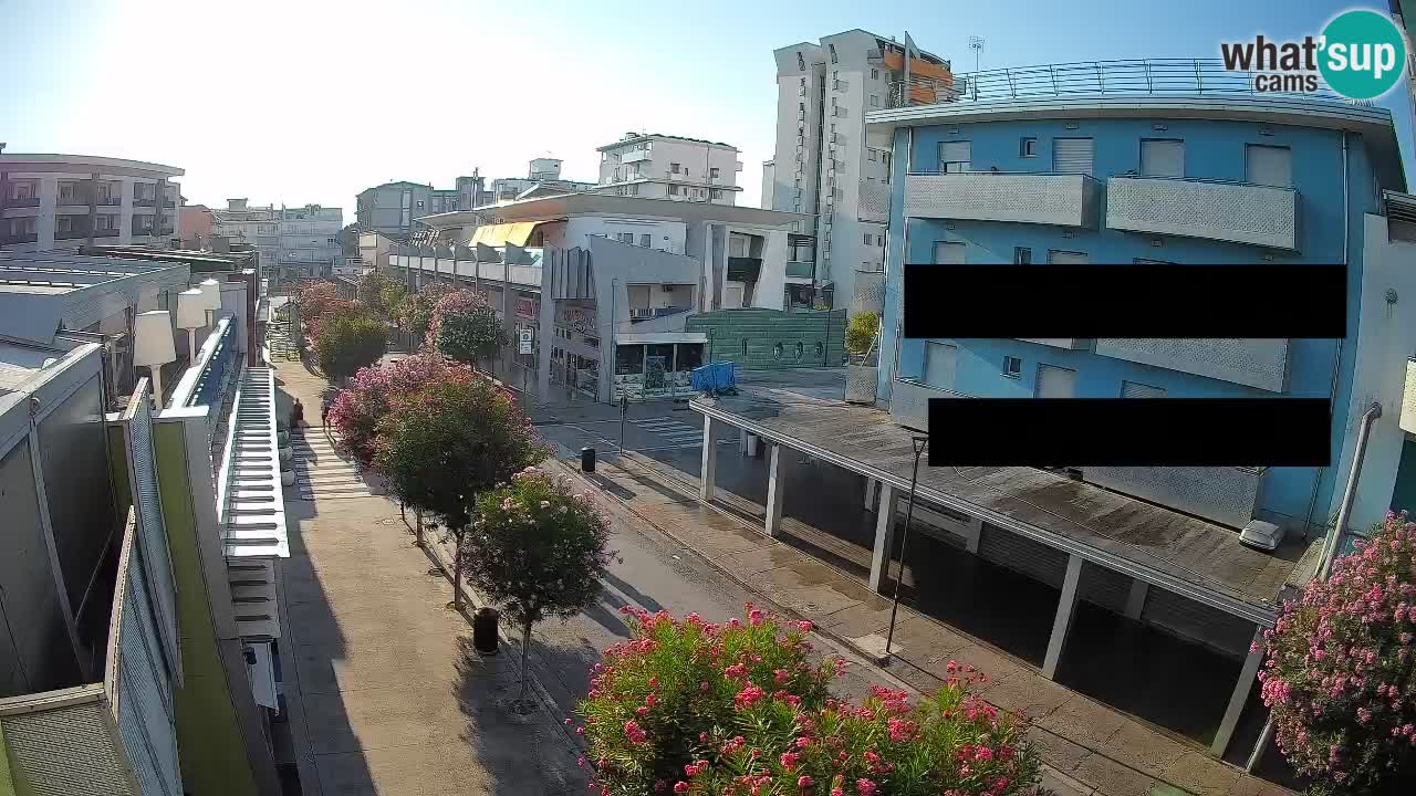 Bibione Fußgängerzone Webcam – Viale delle Costellazioni live