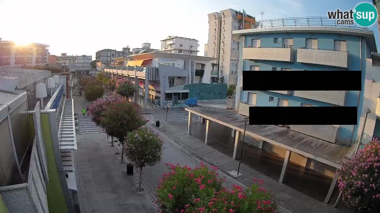 Bibione Fußgängerzone Webcam – Viale delle Costellazioni live