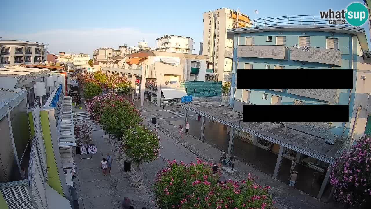 Webcam Passeggiata Bibione – Viale delle Costellazioni in Diretta