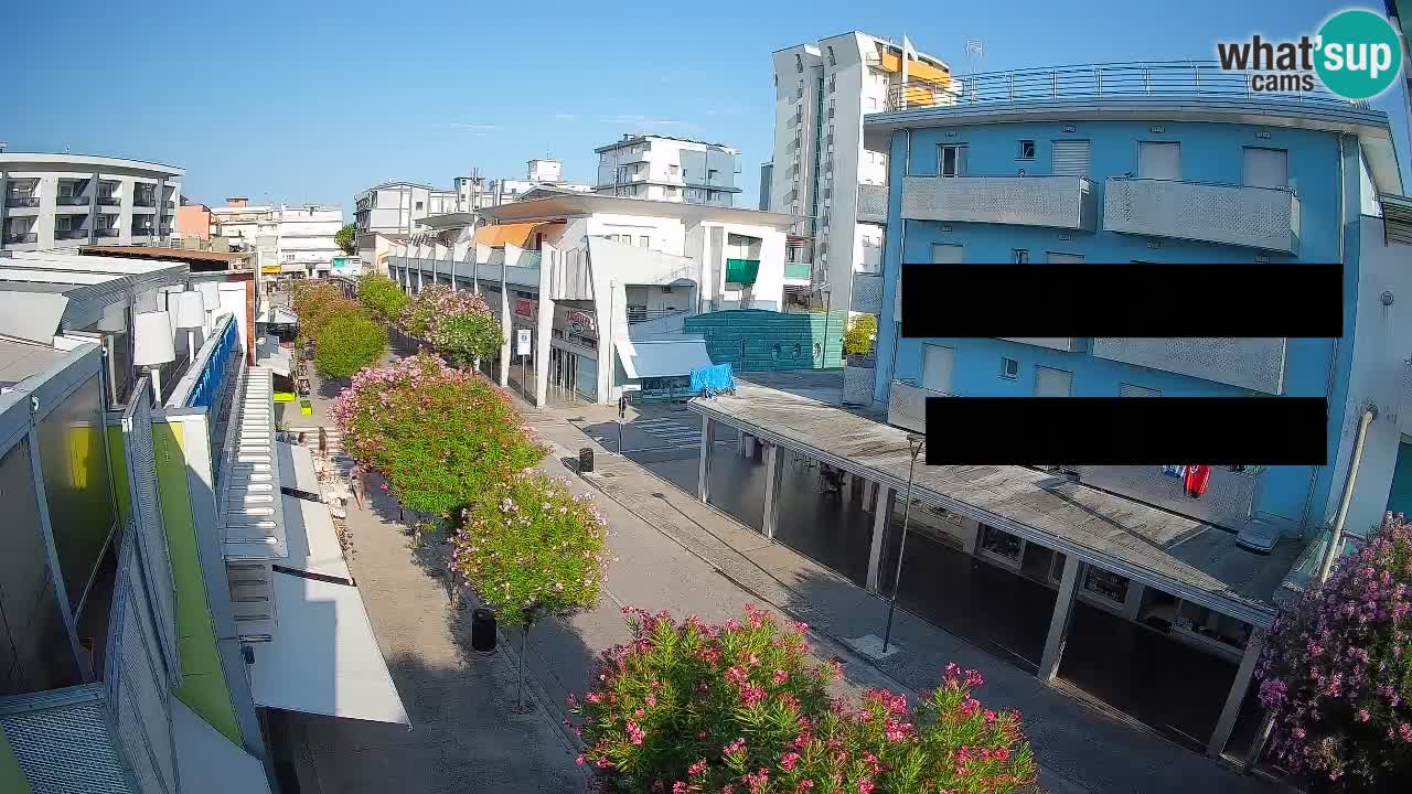 Web kamera Bibione Šetnica – Viale delle Costellazioni uživo
