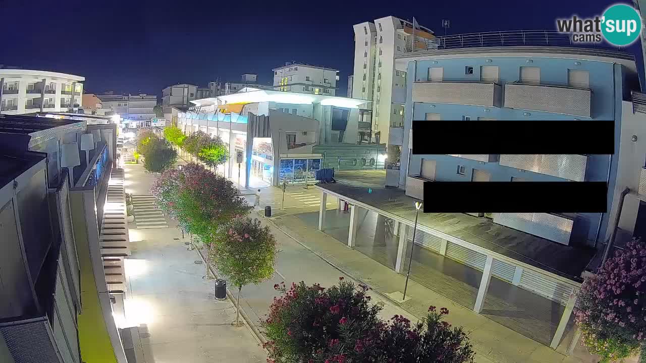 Web kamera Bibione Šetnica – Viale delle Costellazioni uživo
