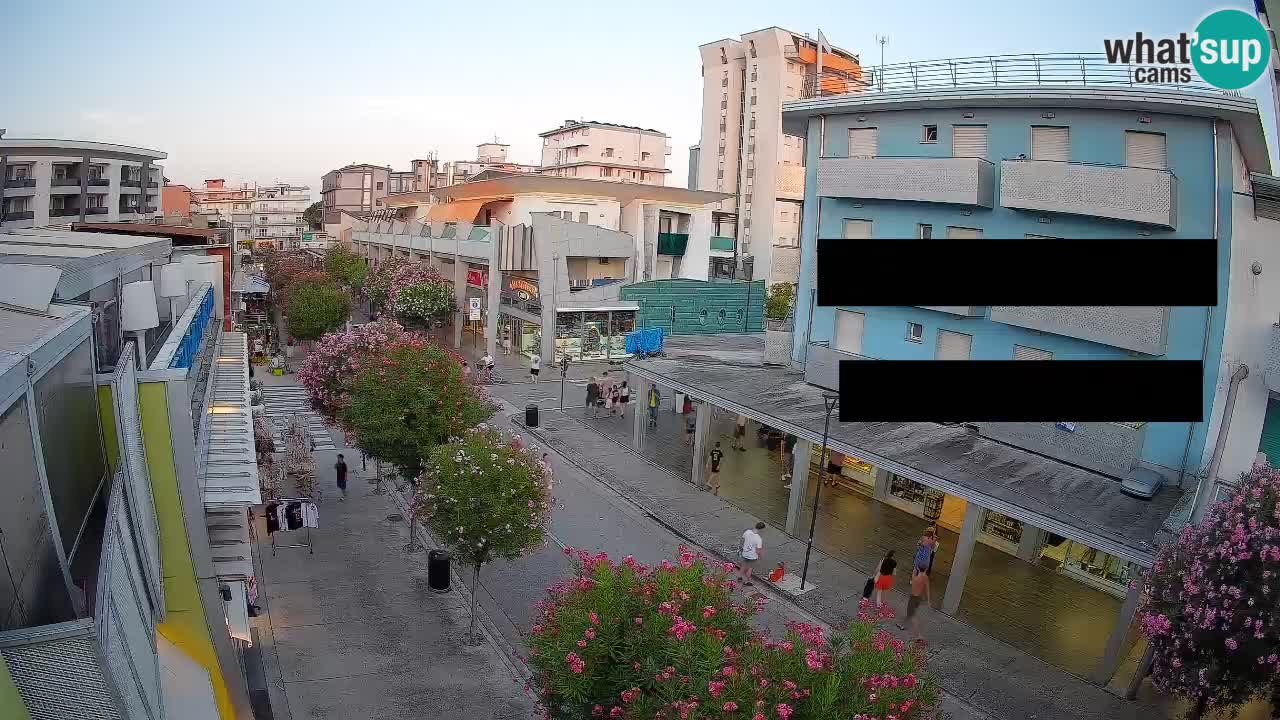 Webcam Passeggiata Bibione – Viale delle Costellazioni in Diretta