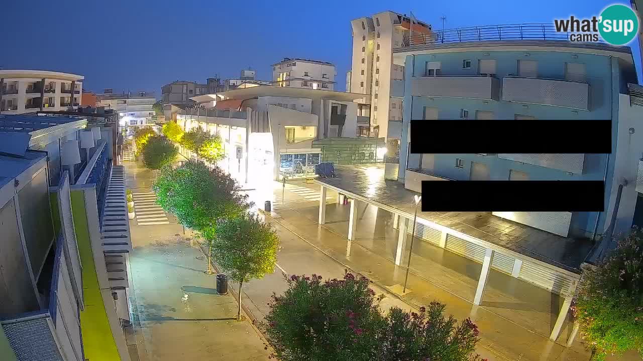 Webcam Passeggiata Bibione – Viale delle Costellazioni in Diretta