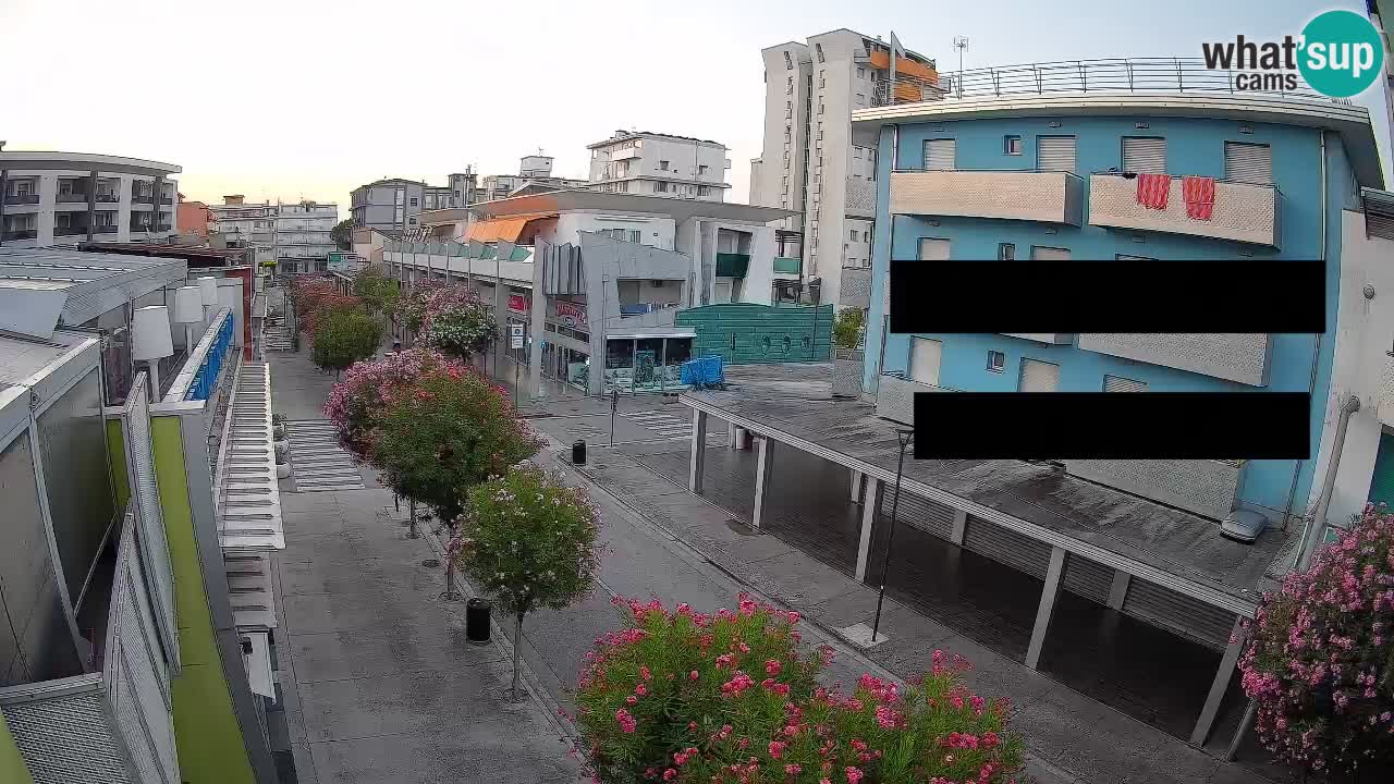 Webcam Promenade de Bibione – Viale delle Costellazioni en direct