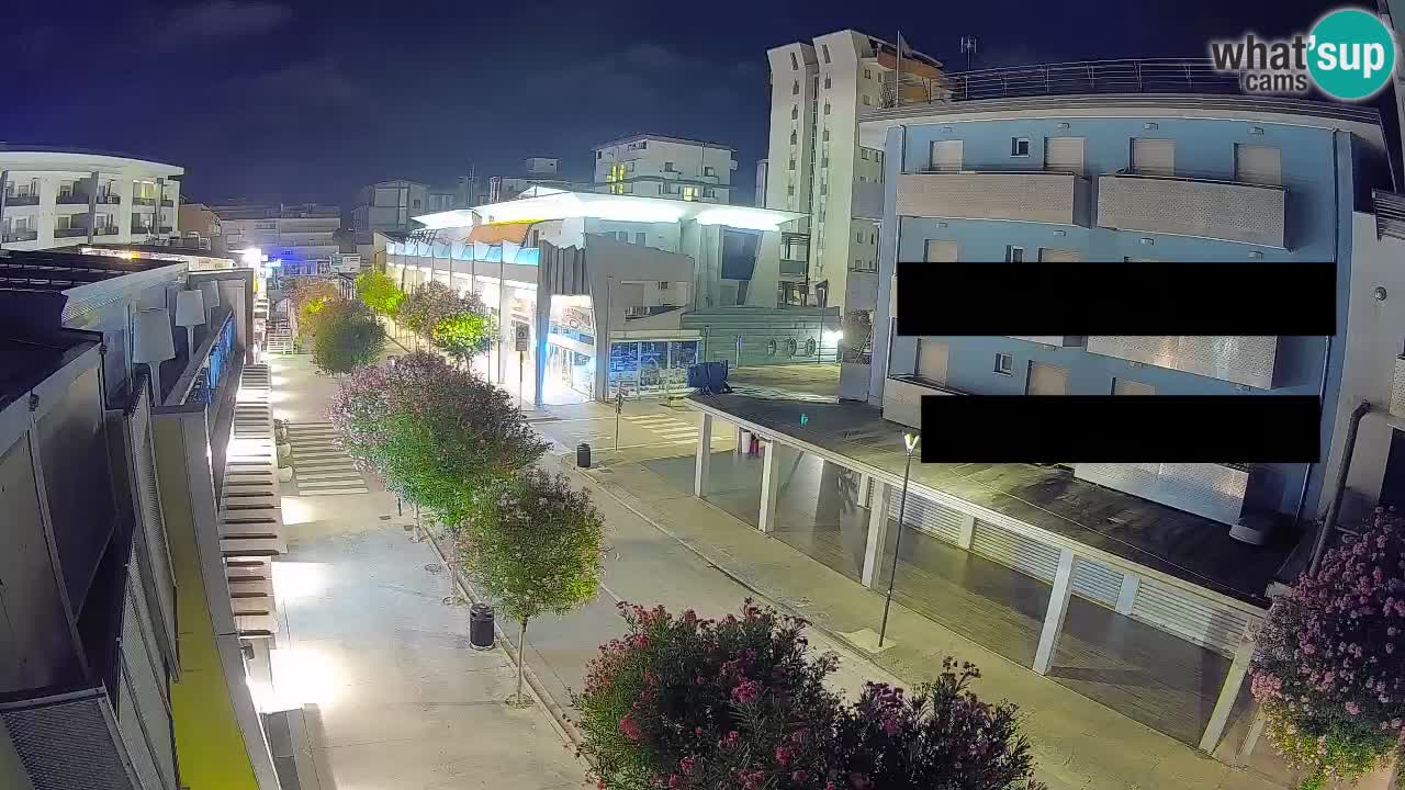 Webcam Passeggiata Bibione – Viale delle Costellazioni in Diretta