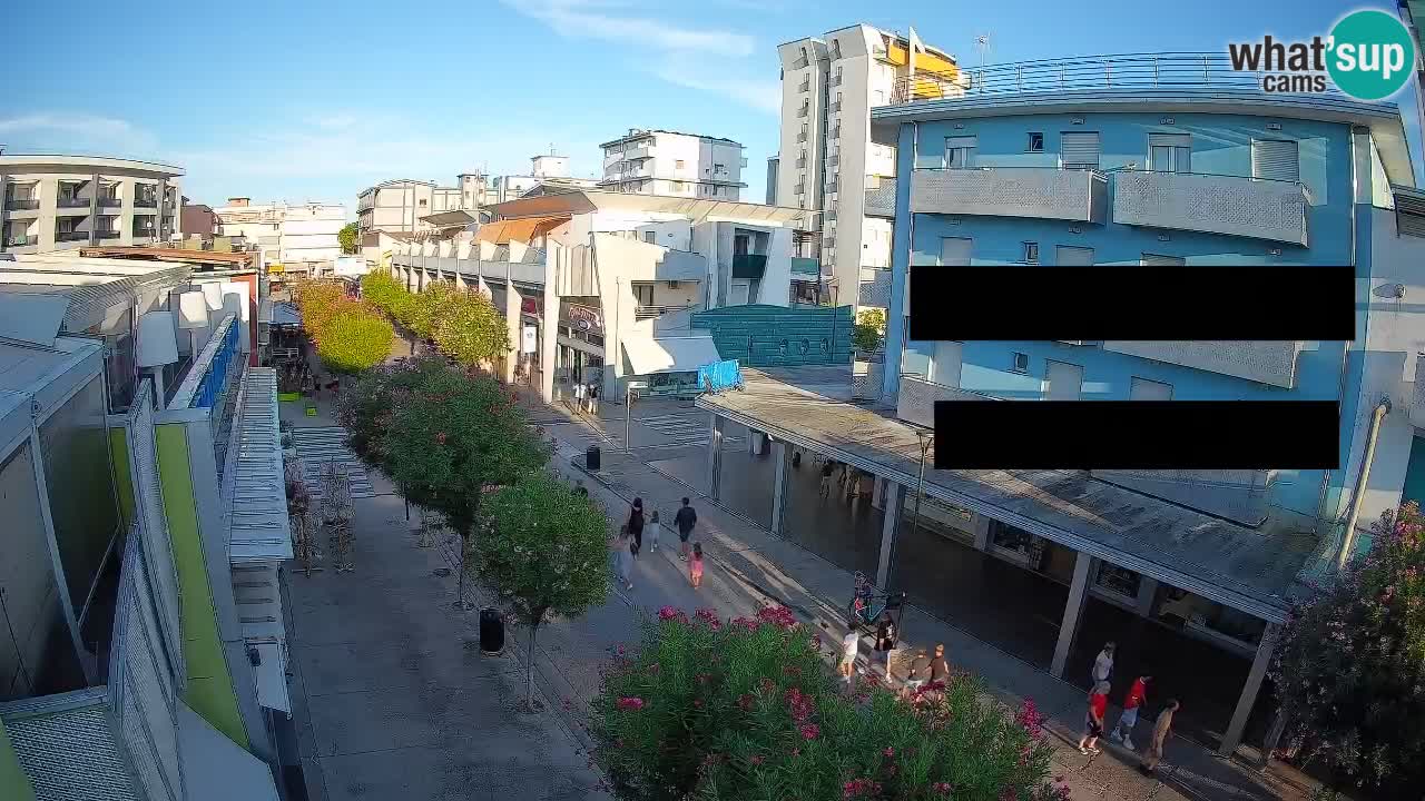 Bibione Fußgängerzone Webcam – Viale delle Costellazioni live