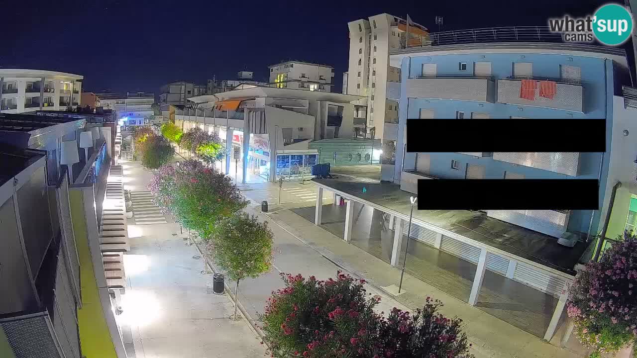 Web kamera Bibione Šetnica – Viale delle Costellazioni uživo