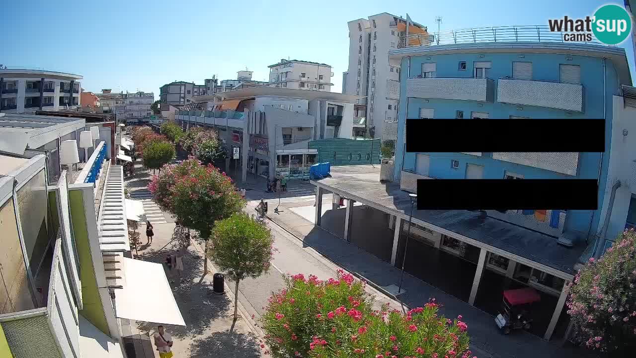 Spletna kamera Bibione Peš cona – Viale delle Costellazioni v živo