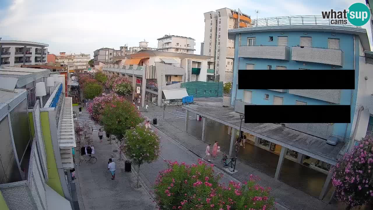Webcam Passeggiata Bibione – Viale delle Costellazioni in Diretta