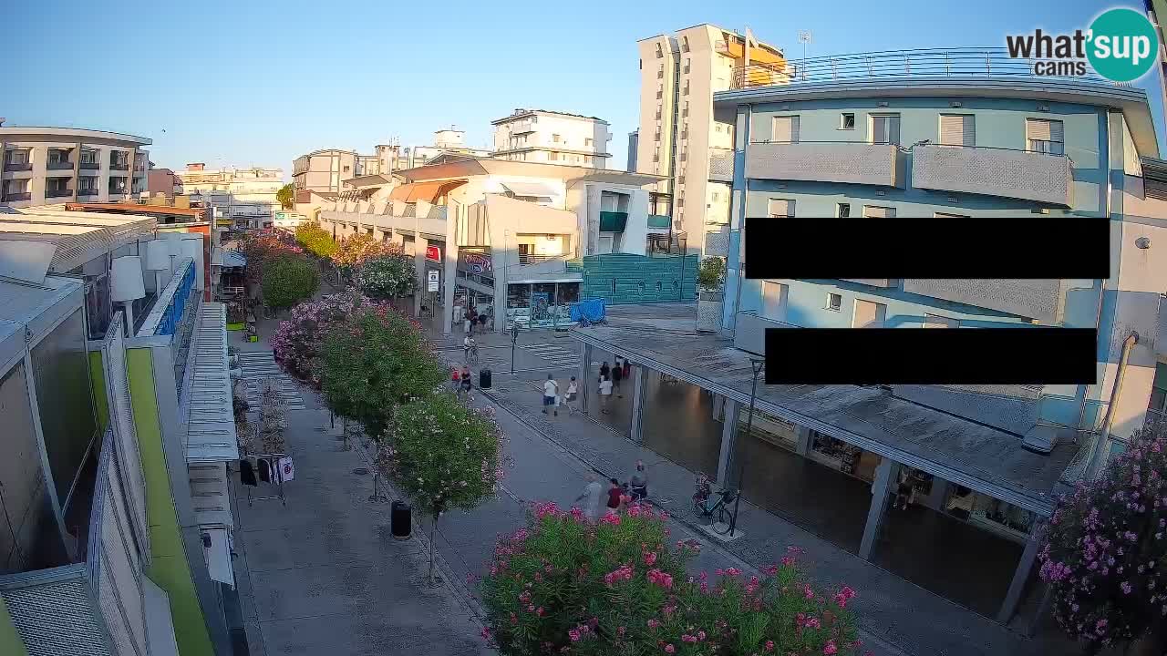 Webcam Passeggiata Bibione – Viale delle Costellazioni in Diretta