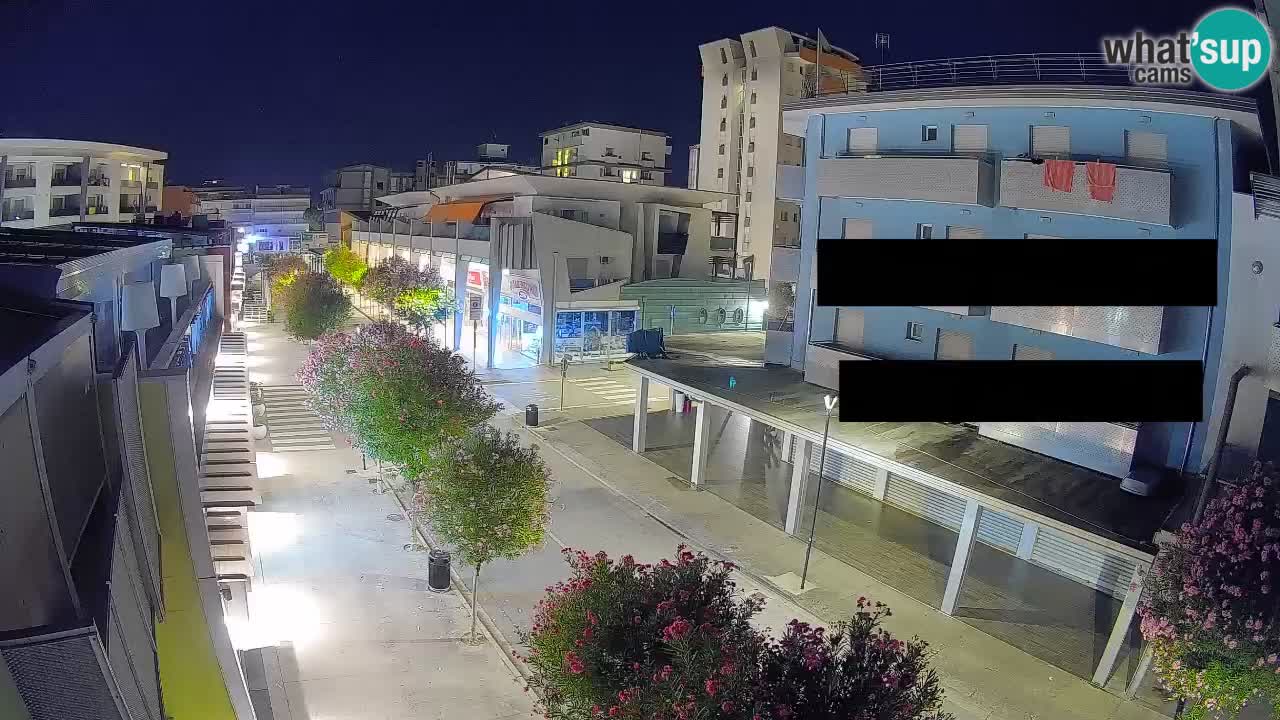Web kamera Bibione Šetnica – Viale delle Costellazioni uživo