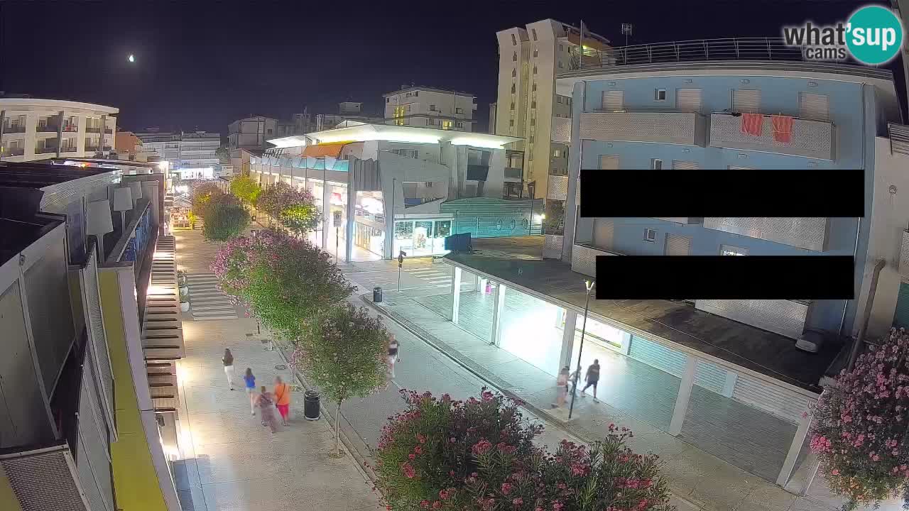 Spletna kamera Bibione Peš cona – Viale delle Costellazioni v živo