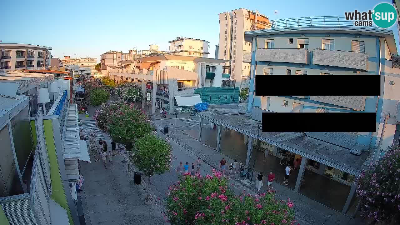 Bibione Fußgängerzone Webcam – Viale delle Costellazioni live