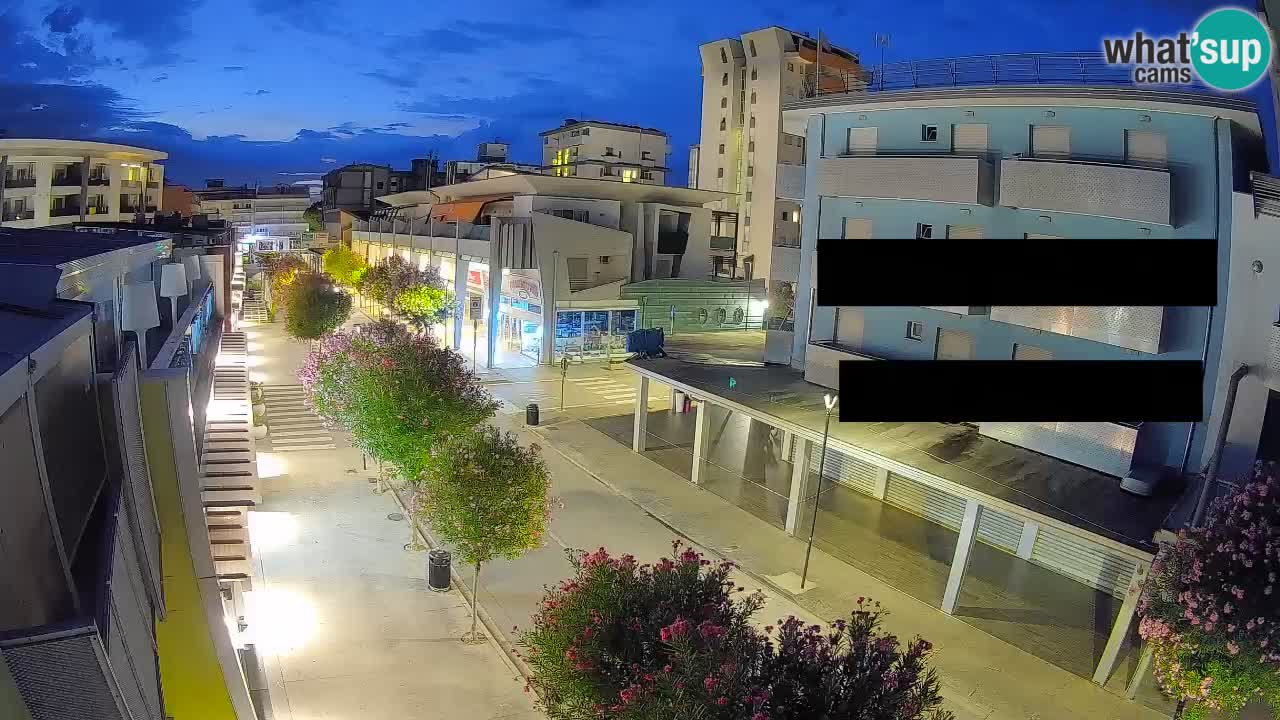 Bibione Fußgängerzone Webcam – Viale delle Costellazioni live