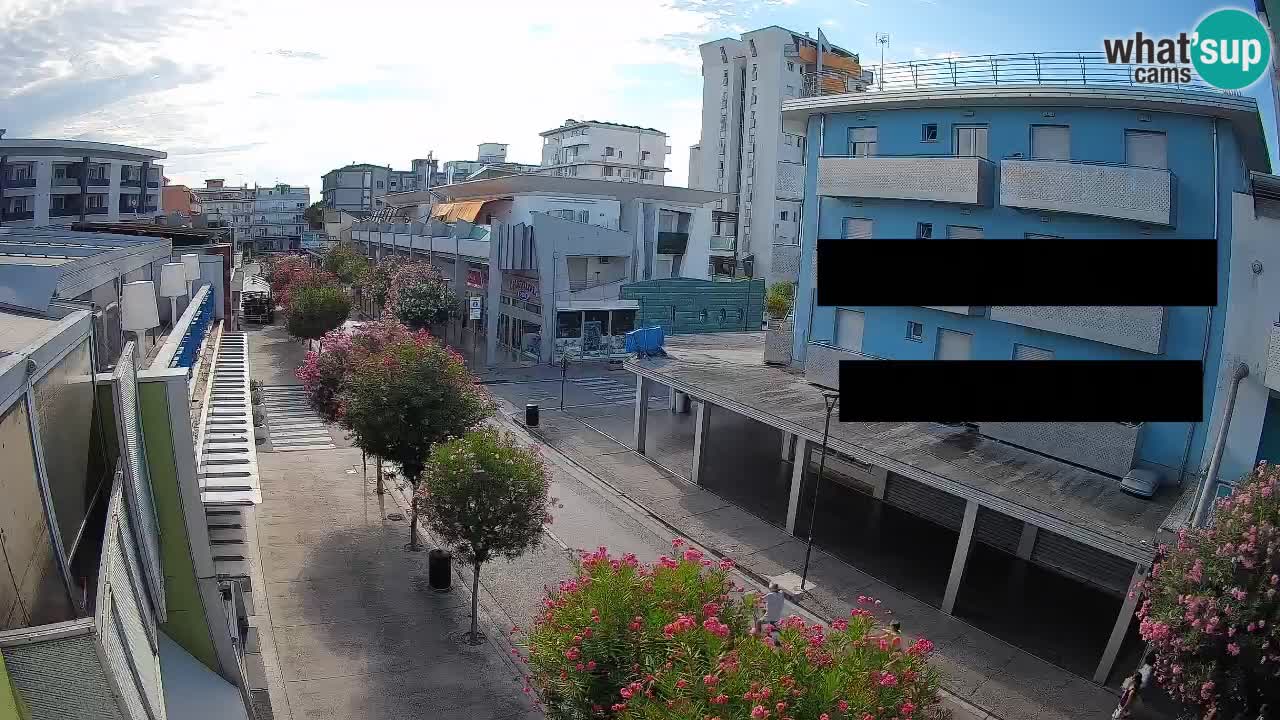 Bibione Fußgängerzone Webcam – Viale delle Costellazioni live