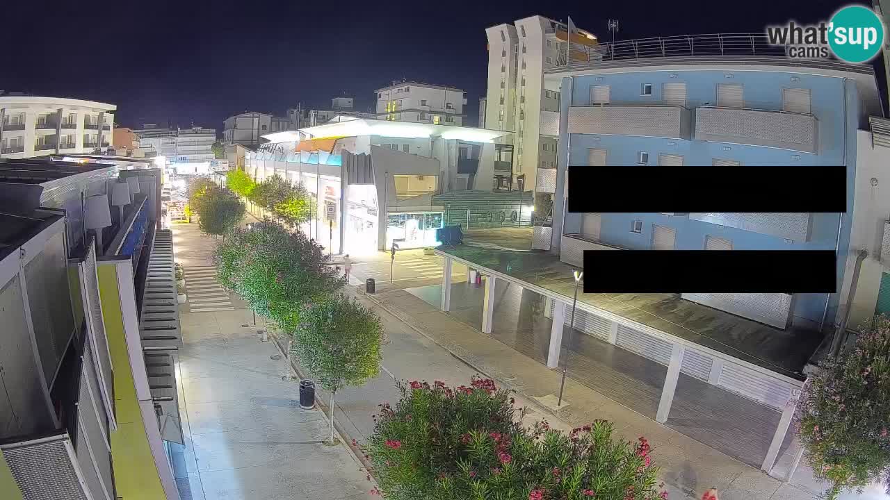Webcam Passeggiata Bibione – Viale delle Costellazioni in Diretta