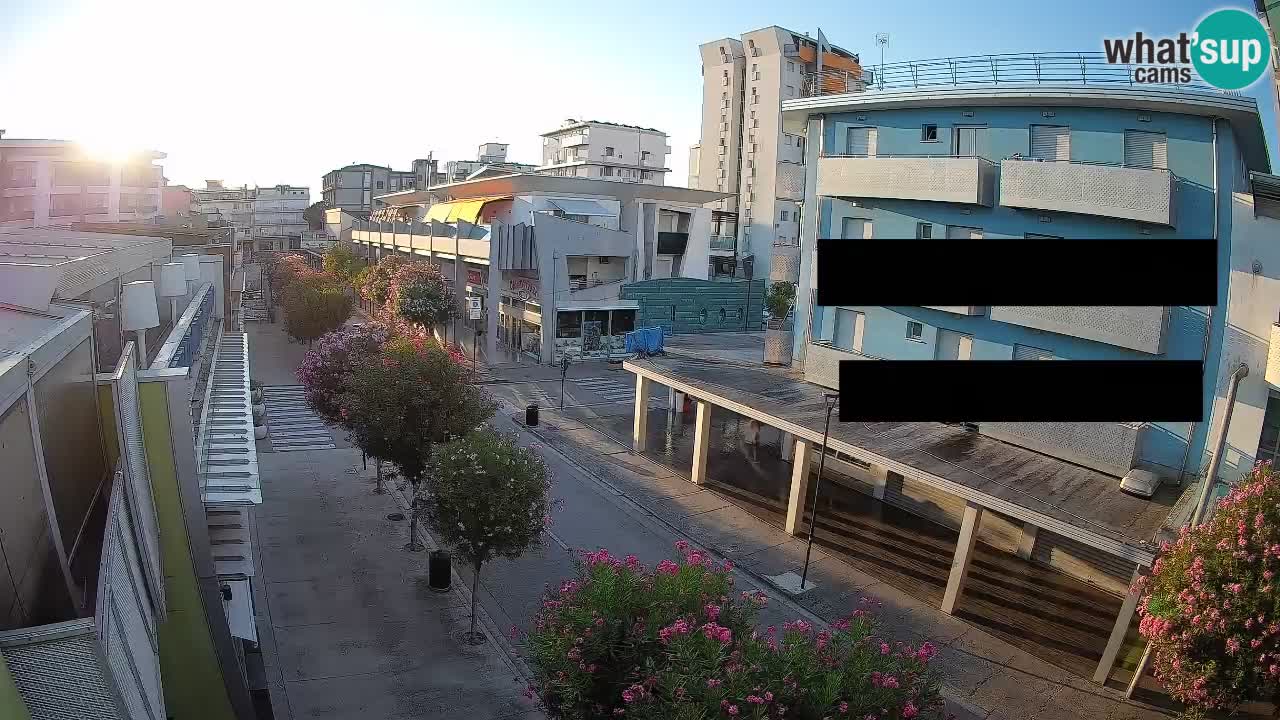 Bibione Fußgängerzone Webcam – Viale delle Costellazioni live