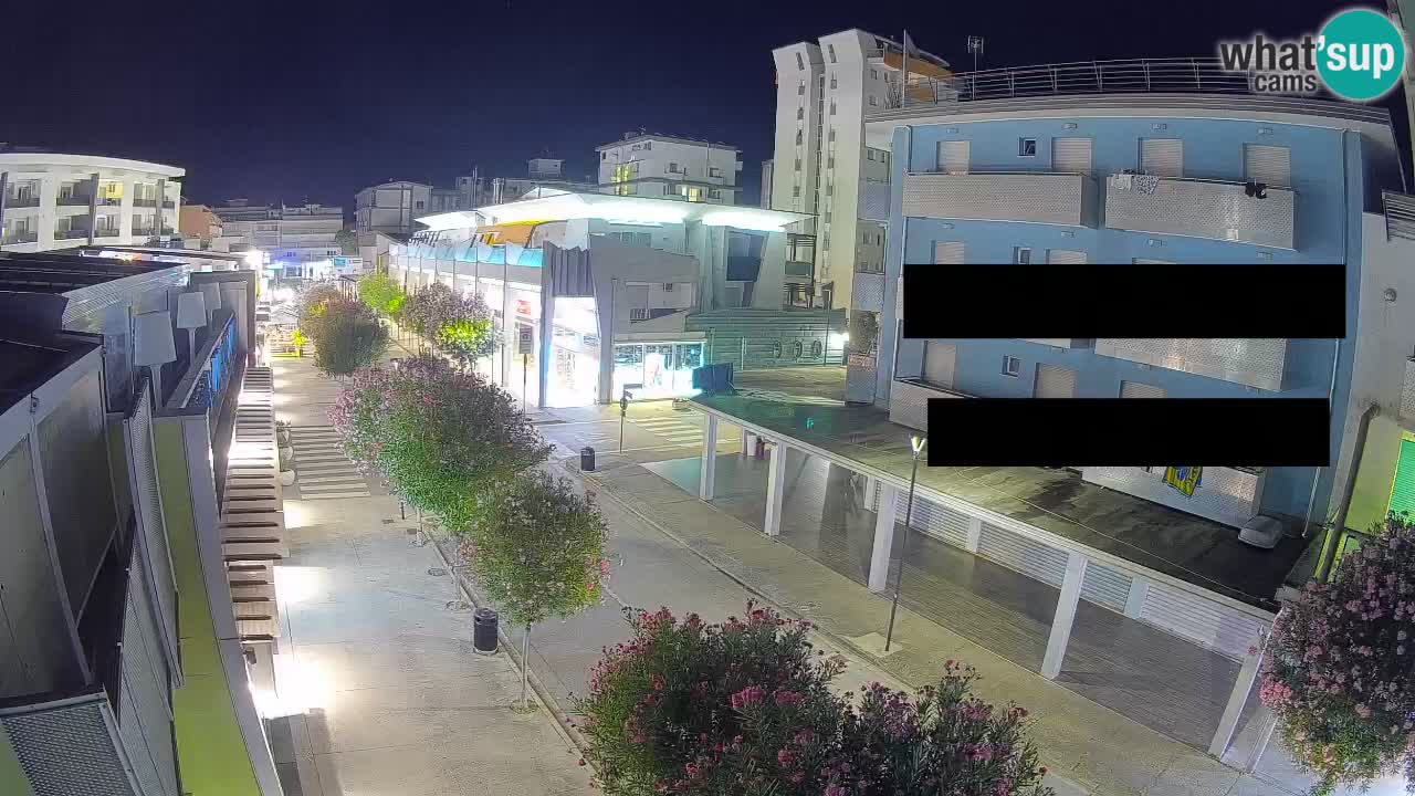 Webcam Passeggiata Bibione – Viale delle Costellazioni in Diretta