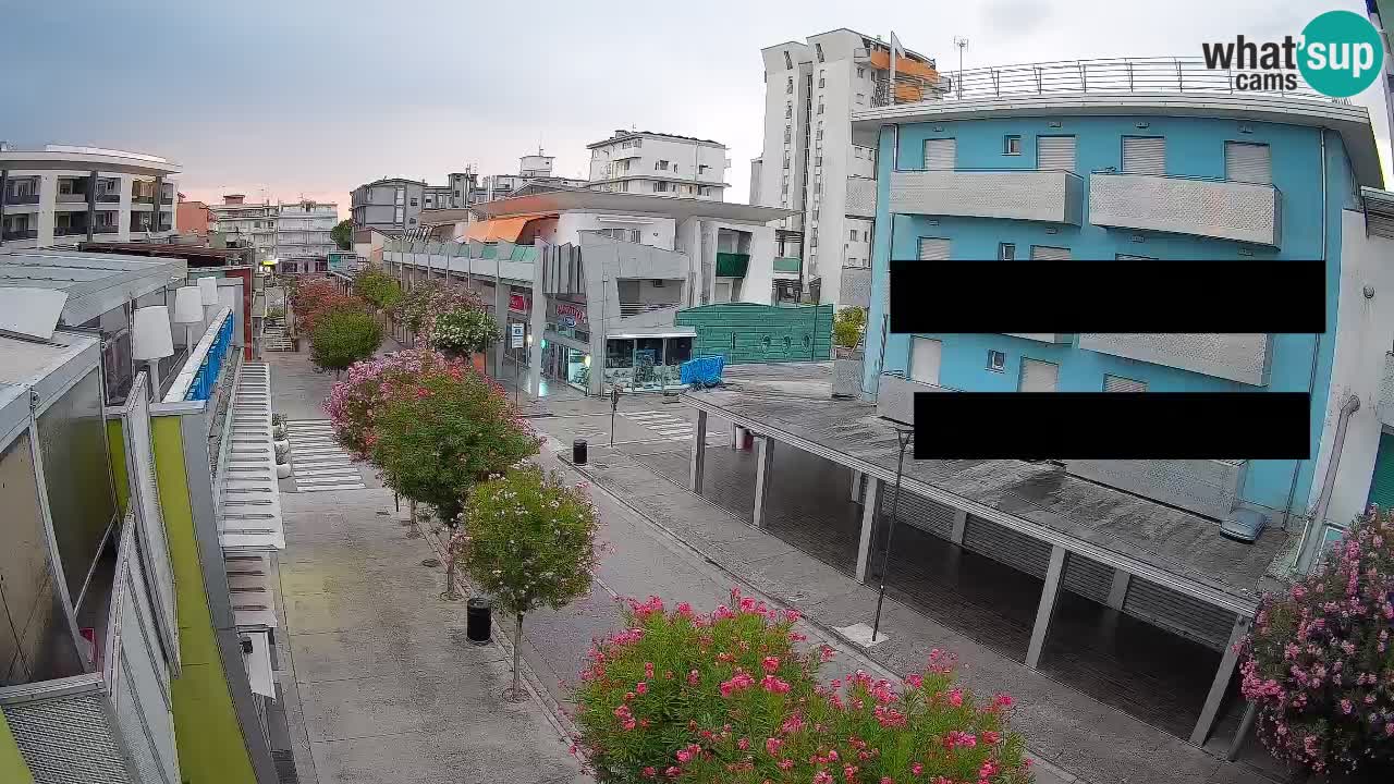 Webcam Passeggiata Bibione – Viale delle Costellazioni in Diretta