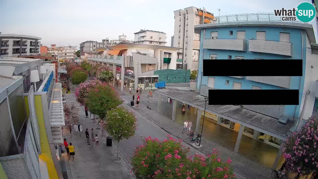 Web kamera Bibione Šetnica – Viale delle Costellazioni uživo