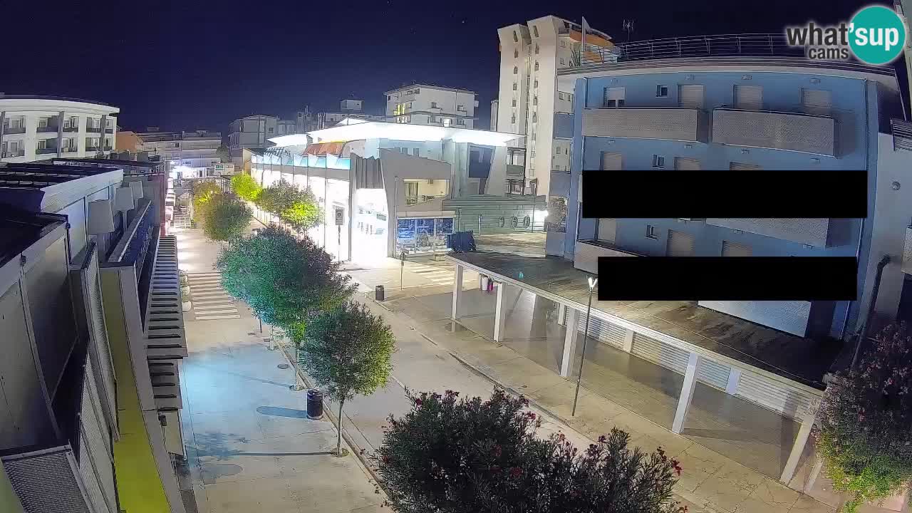 Webcam Passeggiata Bibione – Viale delle Costellazioni in Diretta