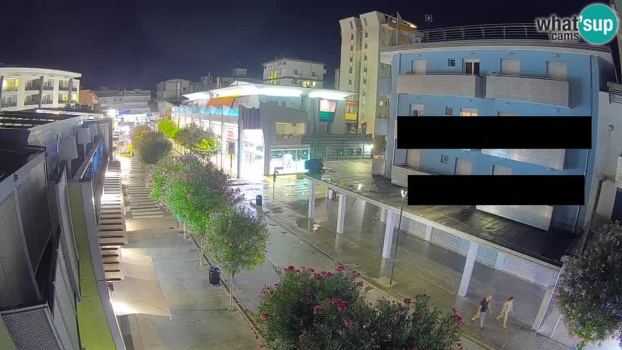 Web kamera Bibione Šetnica – Viale delle Costellazioni uživo