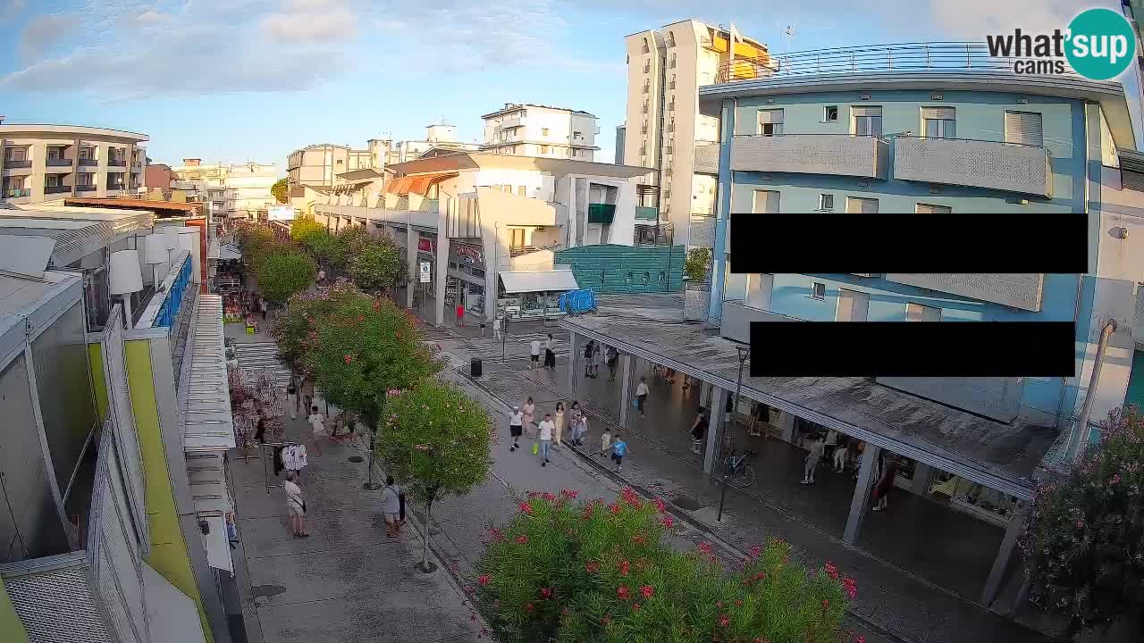 Web kamera Bibione Šetnica – Viale delle Costellazioni uživo