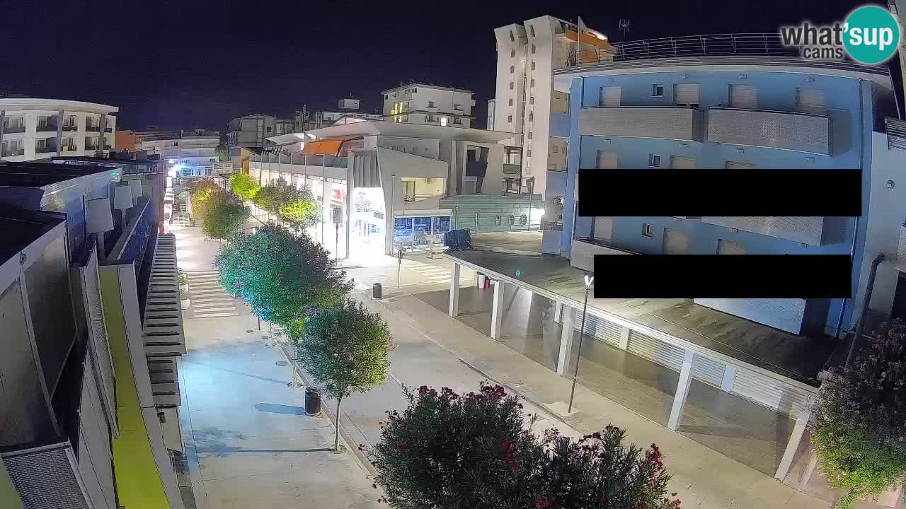 Webcam Passeggiata Bibione – Viale delle Costellazioni in Diretta