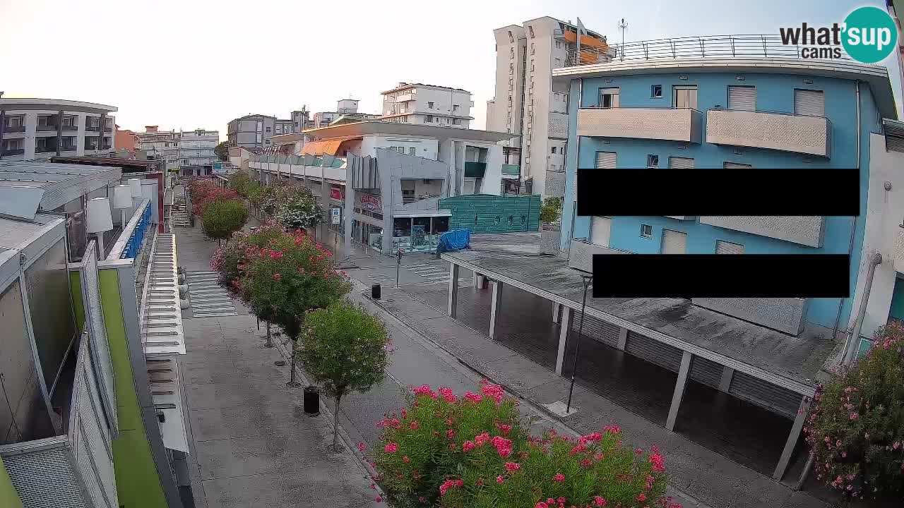 Bibione Fußgängerzone Webcam – Viale delle Costellazioni live