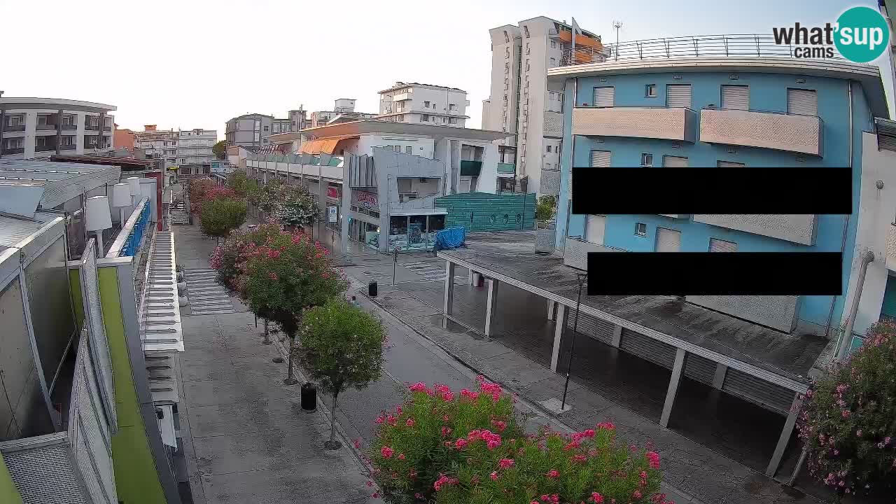 Webcam Passeggiata Bibione – Viale delle Costellazioni in Diretta