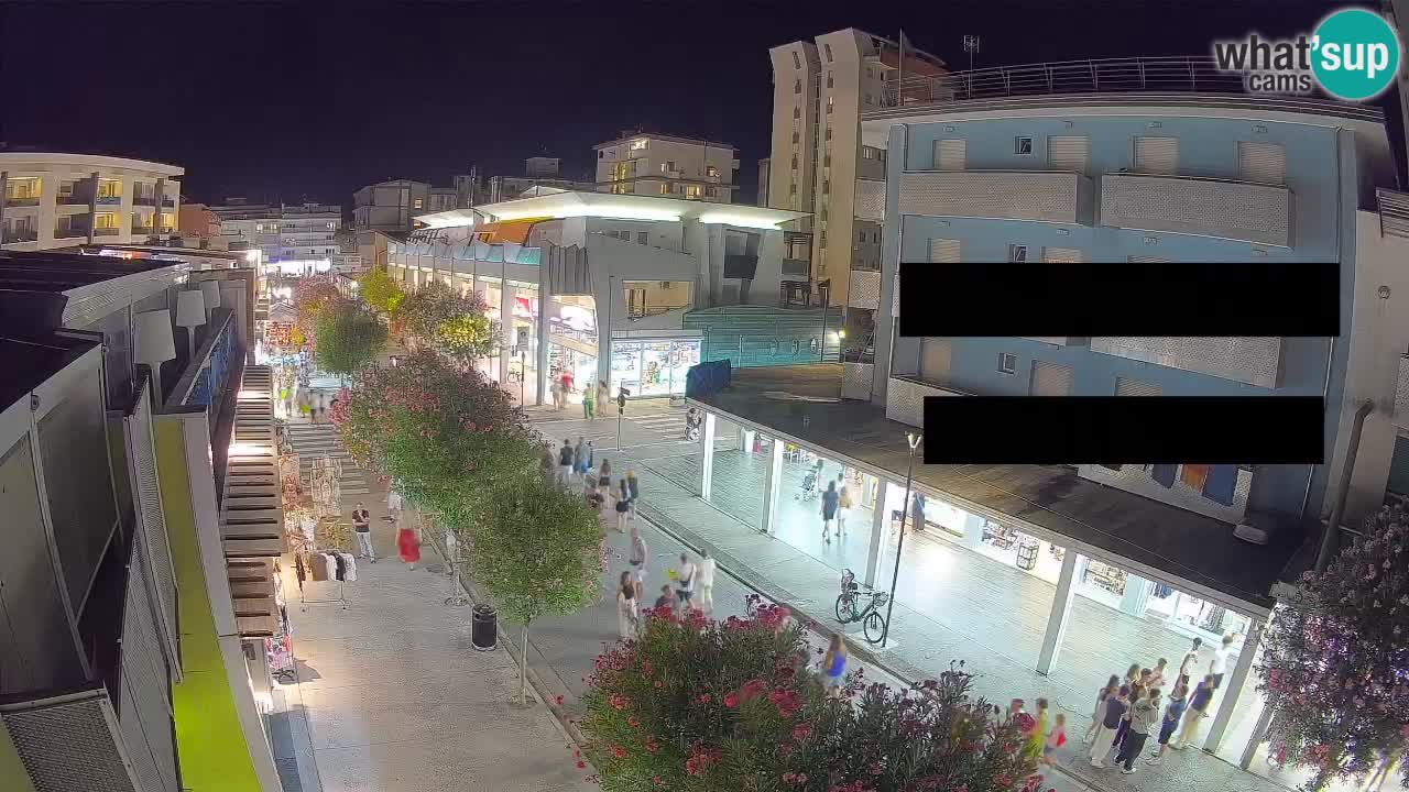 Spletna kamera Bibione Peš cona – Viale delle Costellazioni v živo