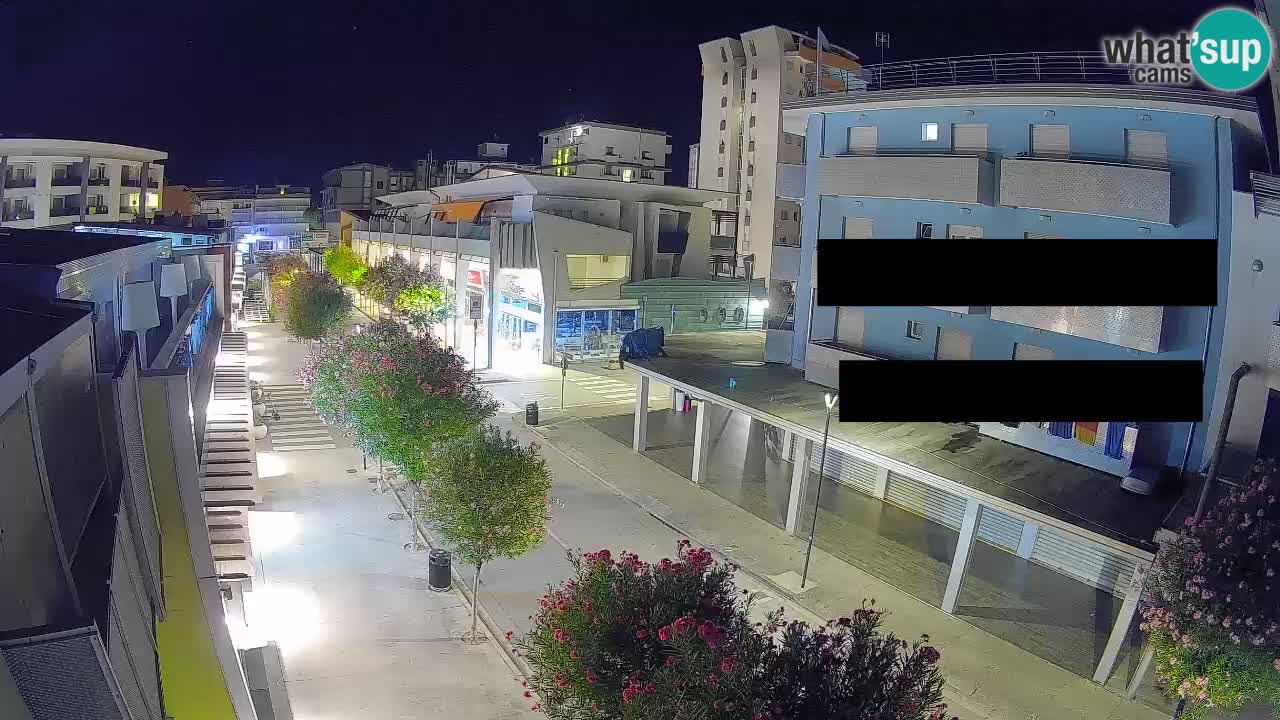Webcam Passeggiata Bibione – Viale delle Costellazioni in Diretta