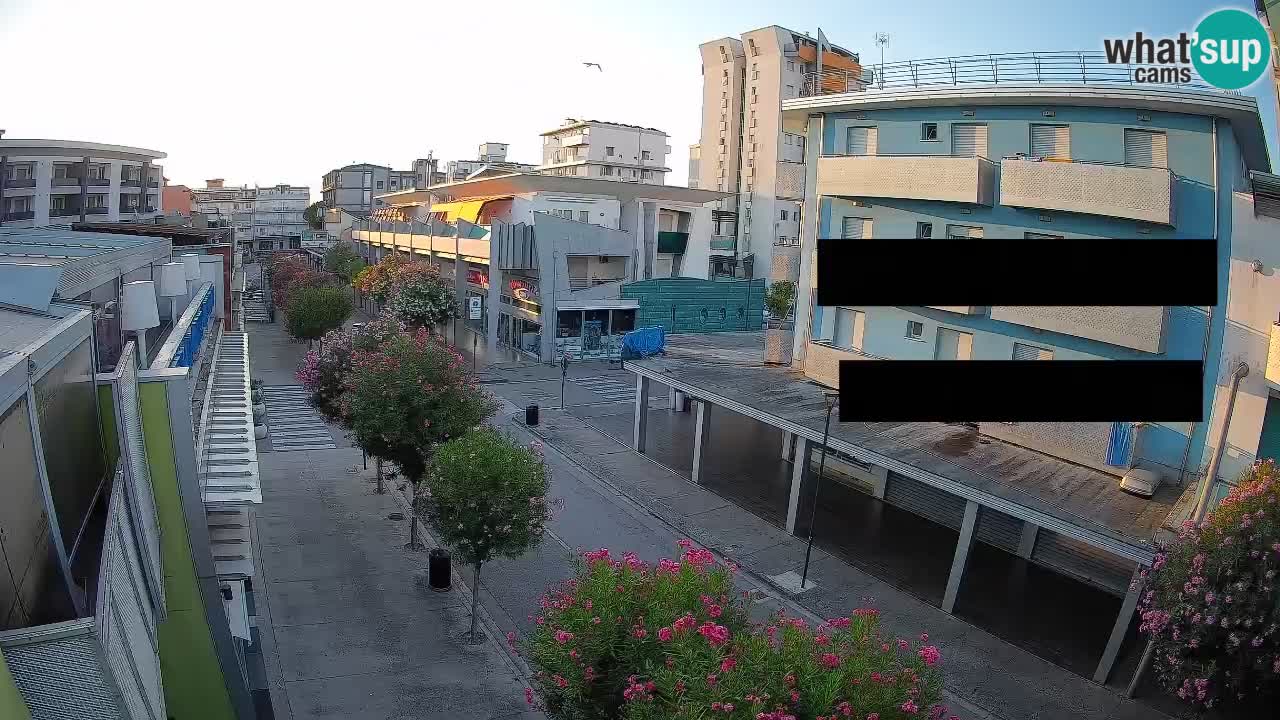 Bibione Fußgängerzone Webcam – Viale delle Costellazioni live