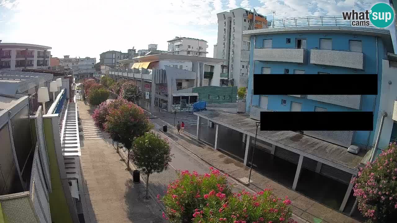 Webcam Passeggiata Bibione – Viale delle Costellazioni in Diretta