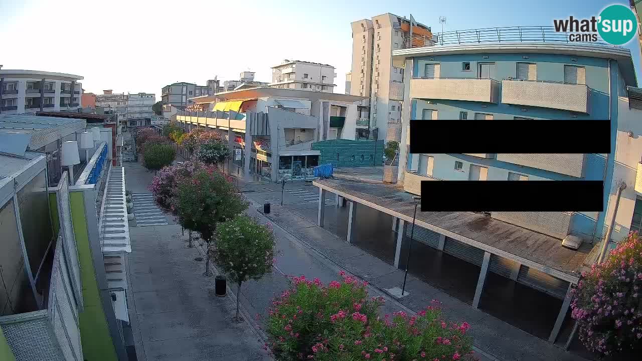 Webcam Passeggiata Bibione – Viale delle Costellazioni in Diretta
