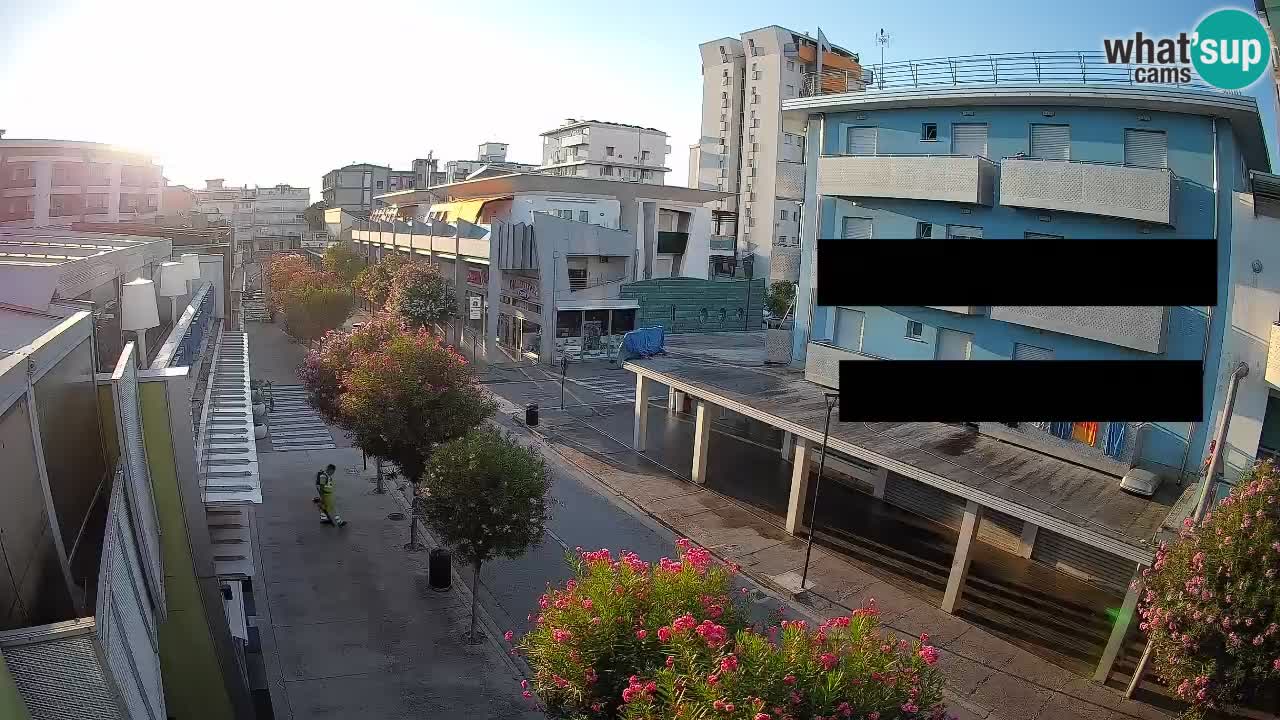 Bibione Fußgängerzone Webcam – Viale delle Costellazioni live