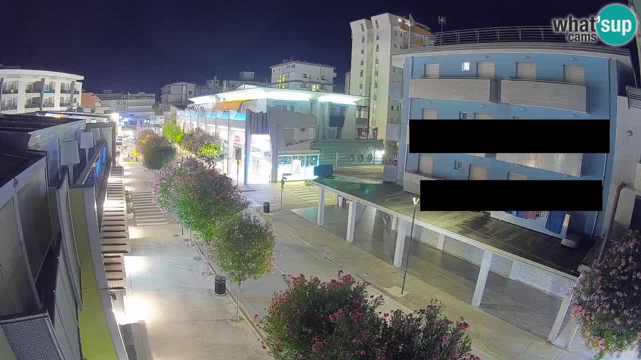 Spletna kamera Bibione Peš cona – Viale delle Costellazioni v živo