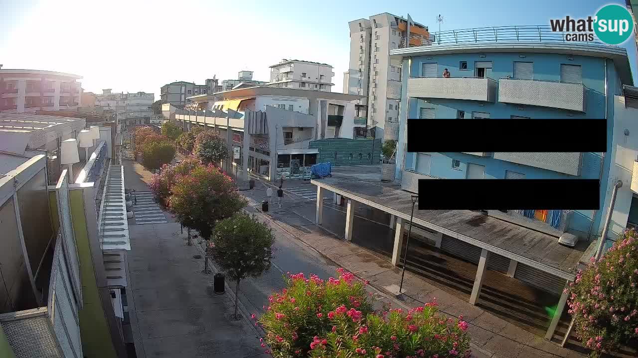 Bibione Fußgängerzone Webcam – Viale delle Costellazioni live