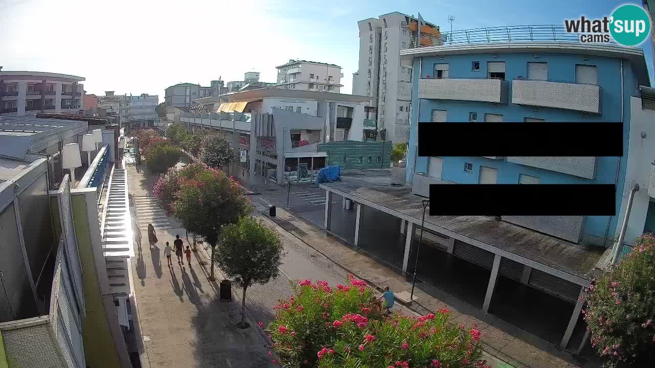 Webcam Passeggiata Bibione – Viale delle Costellazioni in Diretta