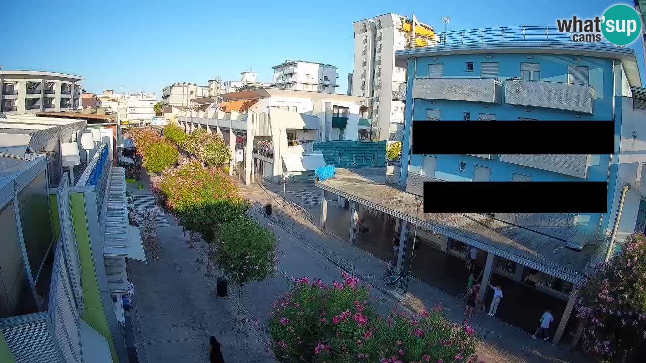 Webcam Passeggiata Bibione – Viale delle Costellazioni in Diretta